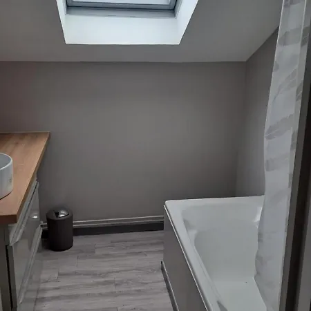 Maison Pas Loin Centre-ville Casa vacanze *